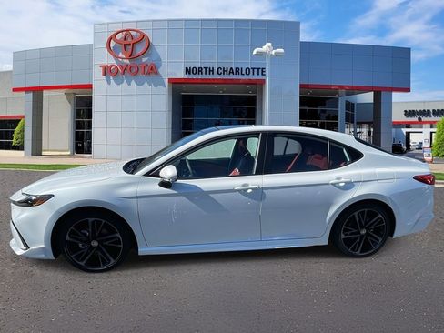 Used 2026 Toyota Camry XSE image 7