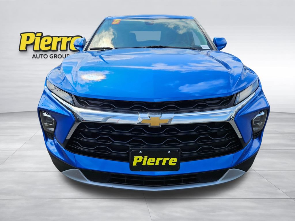 Used 2025 Chevrolet Blazer LT FWD image 8