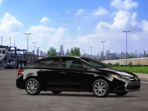 New 2026 Toyota Corolla LE FWD image 13