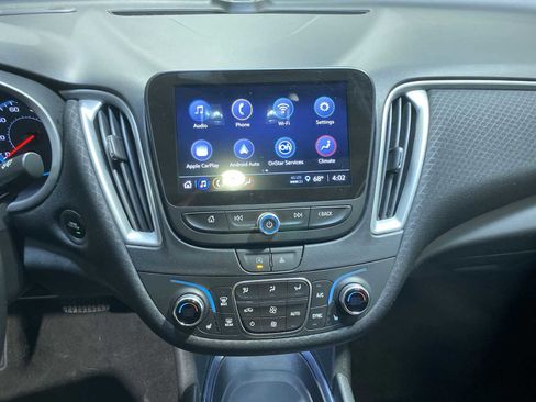 Used 2024 Chevrolet Malibu LT image 16