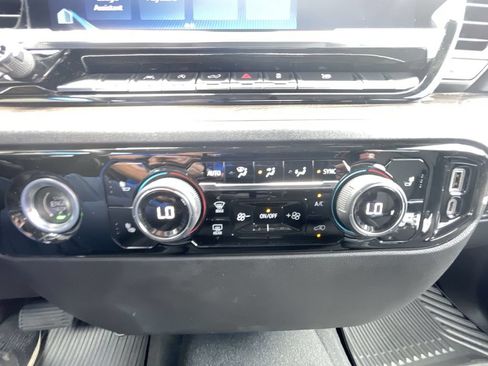 Certified 2023 Chevrolet Silverado 1500 LT AWD/4WD image 34