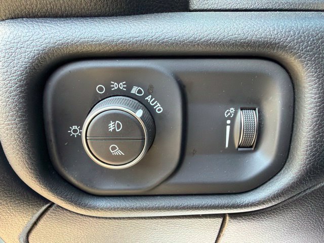 Used 2026 RAM 2500 Big Horn AWD/4WD image 17