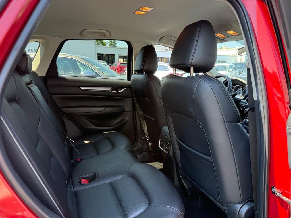 Used 2025 MAZDA CX-5 AWD 2.5 S w/ Select Package image 10