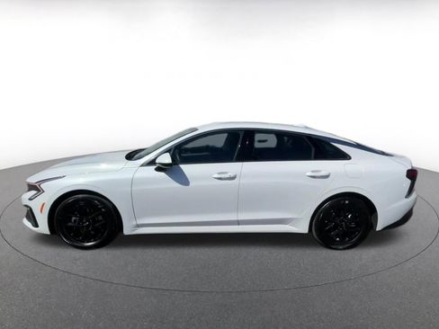 Used 2025 Kia K5 LXS image 10