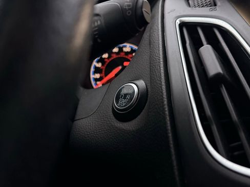 Used 2017 Ford Focus RS image 31