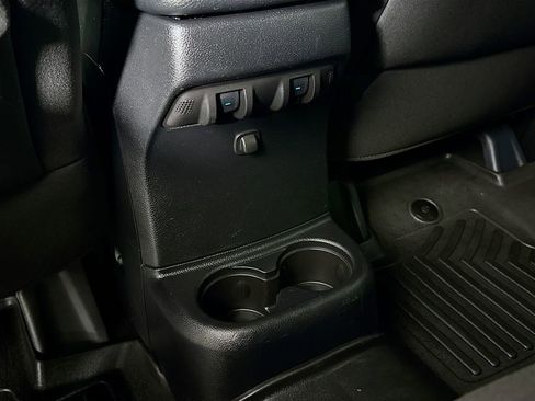 Used 2014 Jeep Wrangler Unlimited Sahara image 24