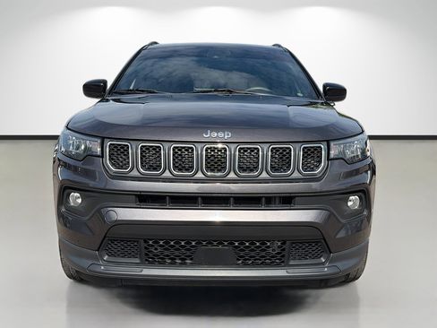 Used 2023 Jeep Compass Latitude AWD/4WD image 8