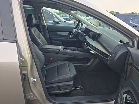 Certified 2025 Nissan Murano SL w/ Cargo Package AWD/4WD image 3