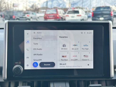 Used 2025 Toyota RAV4 XLE image 19