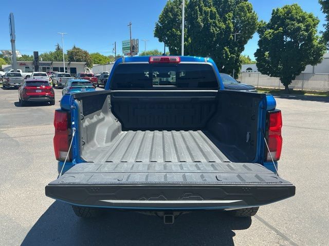 Used 2024 Chevrolet Colorado ZR2 AWD/4WD image 7