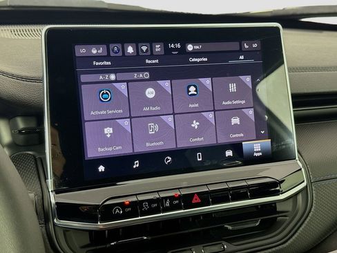 New 2025 Jeep Compass Latitude w/ Sun & Sound Group image 39