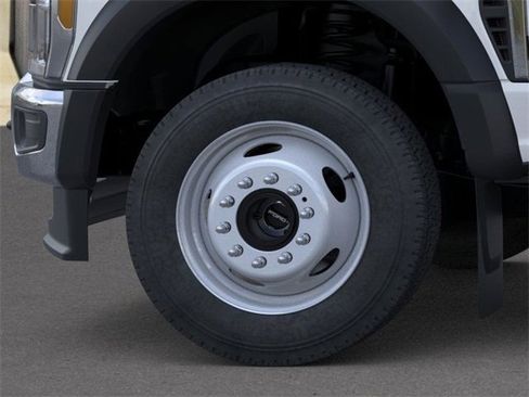 New 2026 Ford F450 XL w/ XL Chrome Package image 19