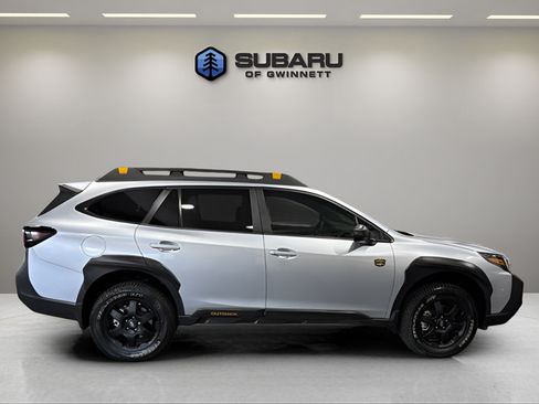 Certified 2025 Subaru Outback Wilderness AWD/4WD image 6