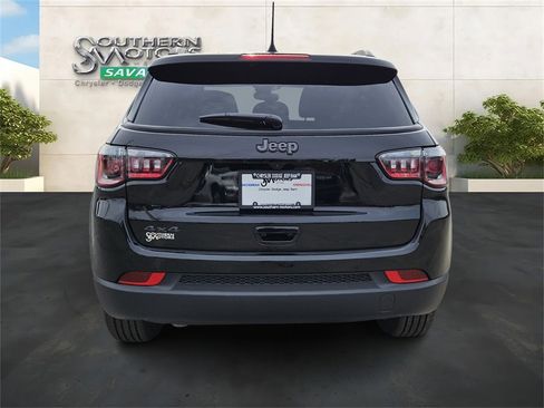New 2026 Jeep Compass Latitude image 4