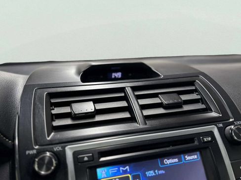 Used 2013 Toyota Camry SE w/ Convenience Pkg image 26