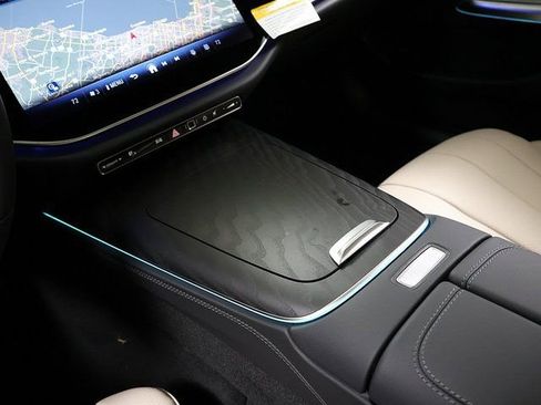 New 2026 Mercedes-Benz E 350 4MATIC Sedan image 25