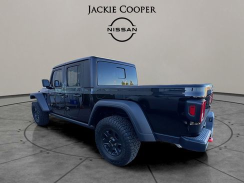 Used 2023 Jeep Gladiator Mojave w/ Cold Weather Group image 5