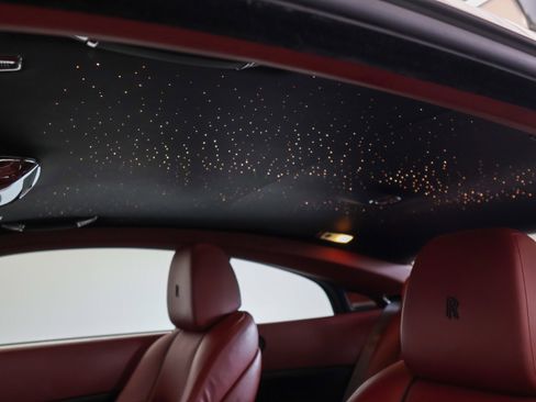 Used 2015 Rolls-Royce Wraith RWD image 27