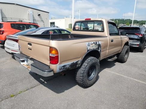 Used 1999 Toyota Tacoma 4x4 Regular Cab image 4