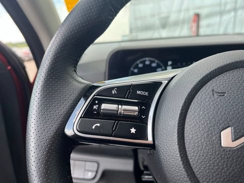 Certified 2024 Kia Seltos SX AWD/4WD image 18