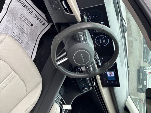 Used 2024 Hyundai Sonata Limited FWD image 11