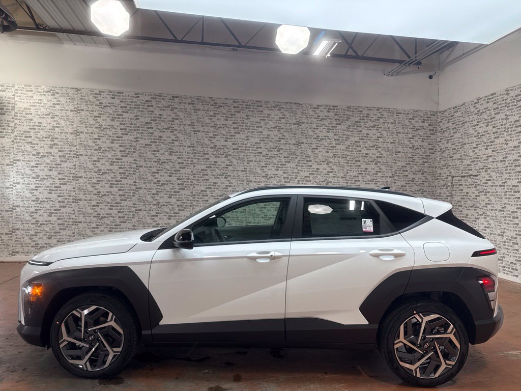 New 2027 Hyundai Kona SEL Premium FWD image 4