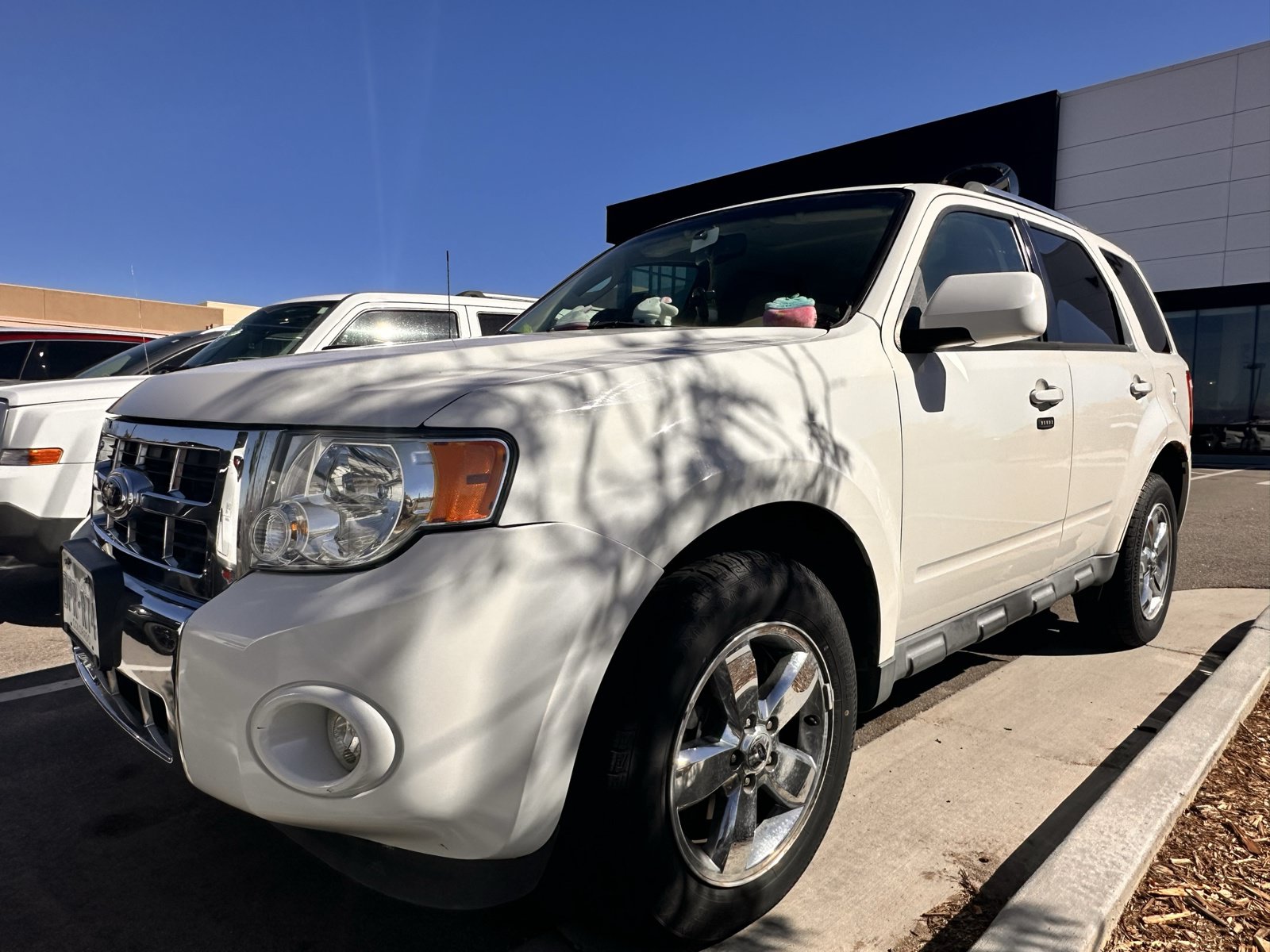 Used 2012 Ford Escape Limited AWD/4WD image 1