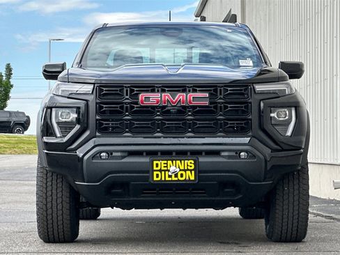 New 2025 GMC Canyon Elevation w/ Convenience Package image 3