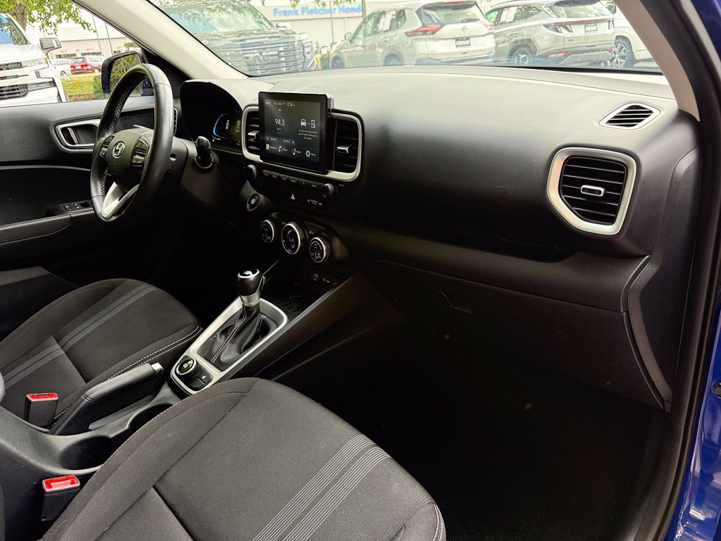 Certified 2026 Hyundai Venue SEL FWD image 39