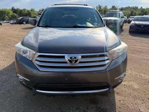Used 2013 Toyota Highlander SE AWD/4WD image 9