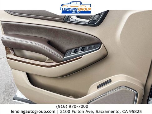 Used 2019 Chevrolet Suburban LT image 20