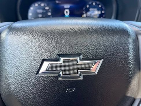 Used 2023 Chevrolet Tahoe Z71 w/ Z71 Off-Road Package AWD/4WD image 40