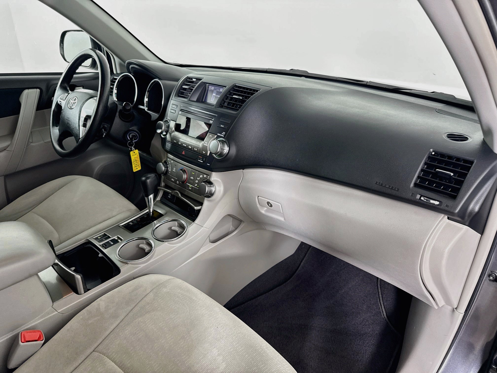 Used 2012 Toyota Highlander 4WD w/ Tech Pkg image 31