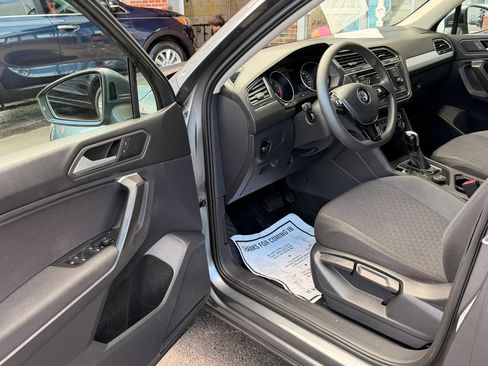 Used 2021 Volkswagen Tiguan S AWD/4WD image 8
