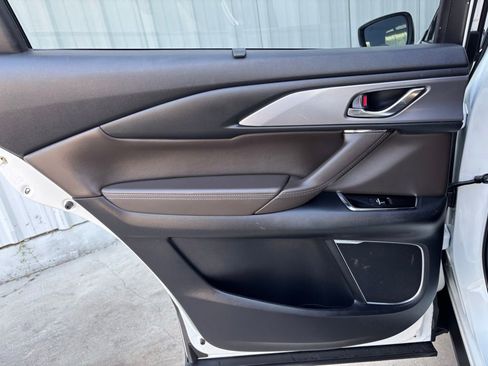 Used 2022 MAZDA CX-9 Signature image 28