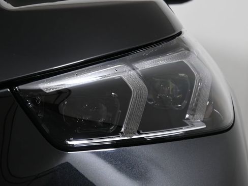 Used 2026 BMW X1 xDrive28i w/ Technology Package image 11