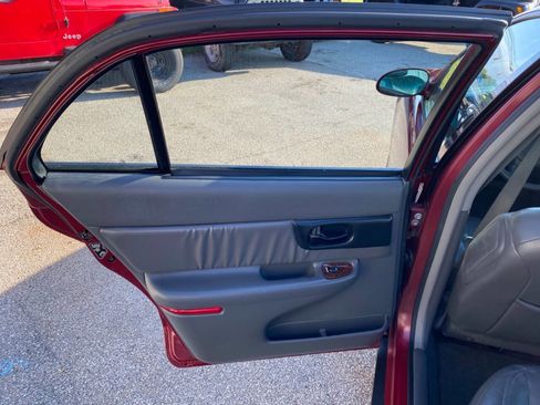 Used 2003 Buick Regal GS FWD image 42
