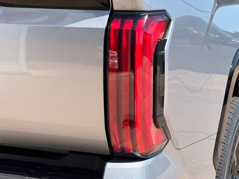 New 2026 Toyota Tundra Platinum AWD/4WD image 32