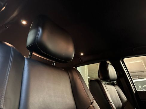 Used 2021 Jeep Grand Cherokee Laredo X image 16