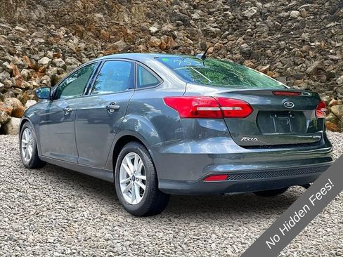 Used 2016 Ford Focus SE FWD image 11