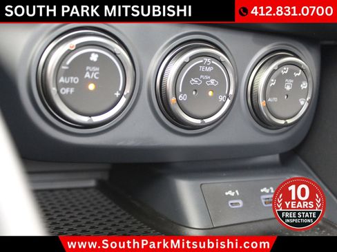 Used 2024 Nissan Z Performance w/ Heritage Edition RWD image 26