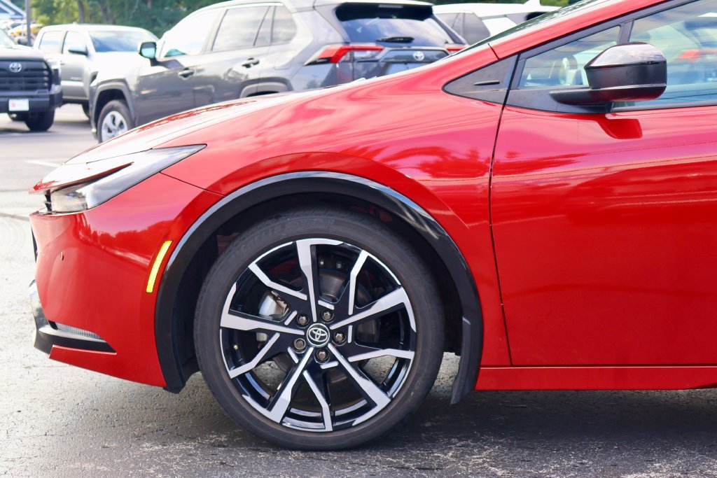 Certified 2024 Toyota Prius Prime FWD image 2
