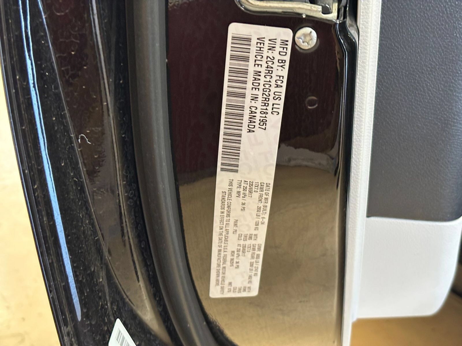 Used 2024 Chrysler Voyager LX FWD image 31