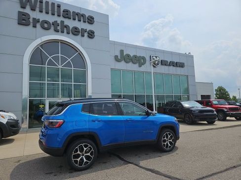 New 2026 Jeep Compass Limited AWD/4WD image 10