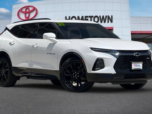 Used 2021 Chevrolet Blazer RS w/ Enhanced Convenience Package AWD/4WD image 2