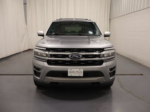 Used 2022 Ford Expedition Max Limited AWD/4WD image 3