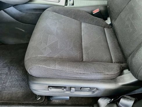 Used 2022 Honda Pilot Sport image 18