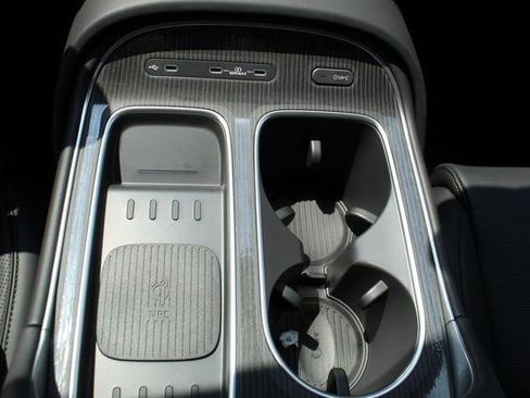 Used 2026 Hyundai Palisade Calligraphy image 12