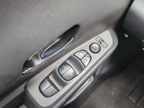 Used 2023 Nissan Kicks SV w/ Interior Electronics Package FWD image 21