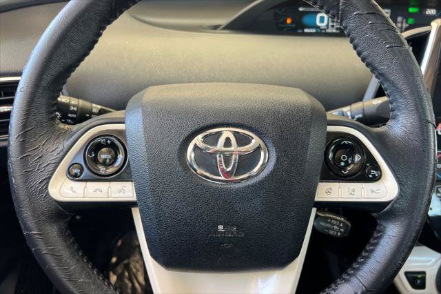 Certified 2017 Toyota Prius Prime Advanced FWD image 25